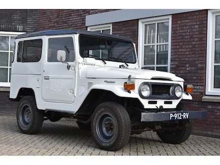 Toyota Land Cruiser 0