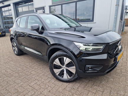Volvo XC40 0