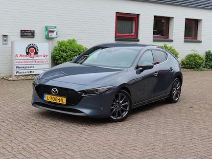 Mazda 3 0