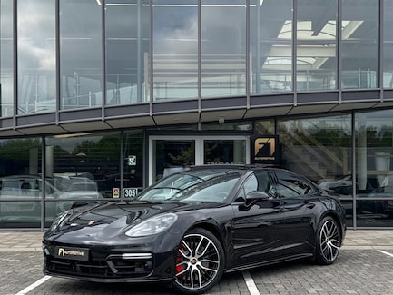 Porsche Panamera 0