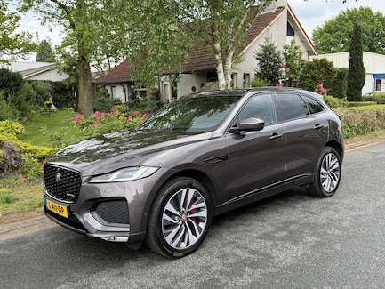 Jaguar F-Pace 0
