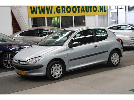 Peugeot 206 0