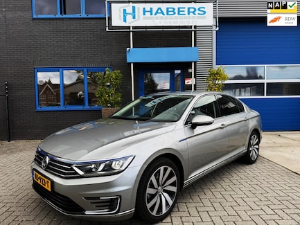 Volkswagen Passat 0