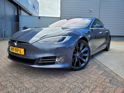 Tesla Model S 0