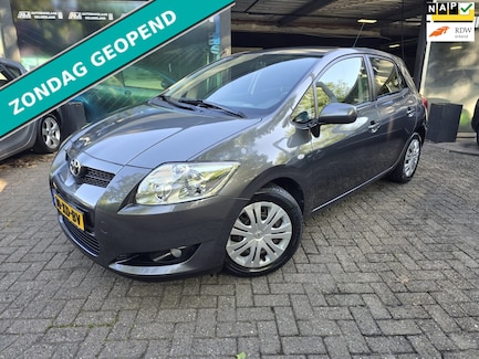 Toyota Auris 0