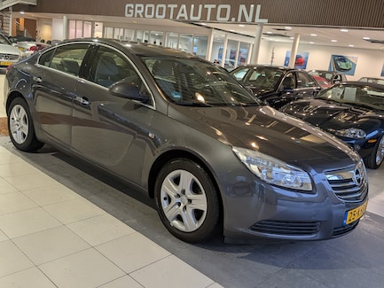 Opel Insignia 0