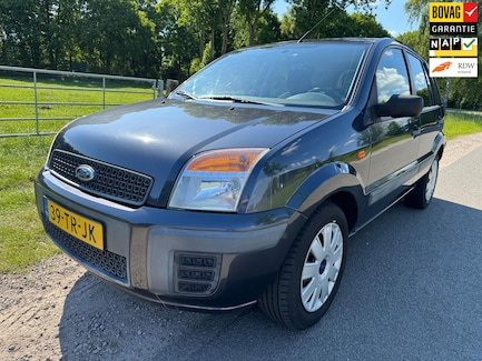 Ford Fusion 0
