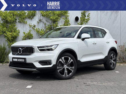 Volvo XC40 0