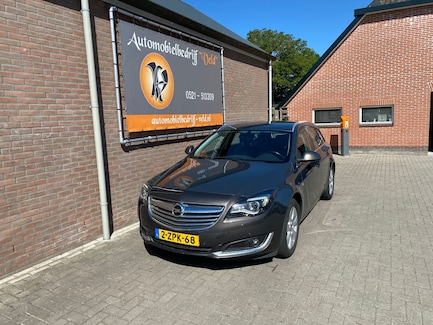 Opel Insignia 0
