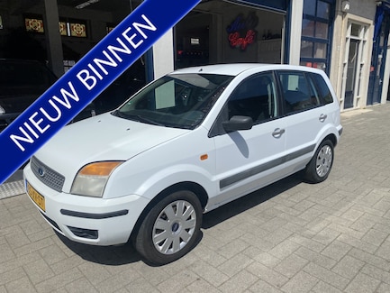 Ford Fusion 0