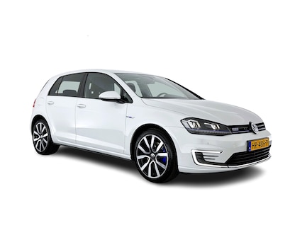 Volkswagen Golf 0