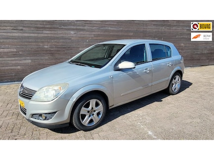 Opel Astra 0