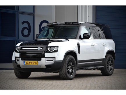 Land Rover Defender 0