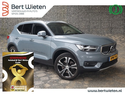 Volvo XC40 0