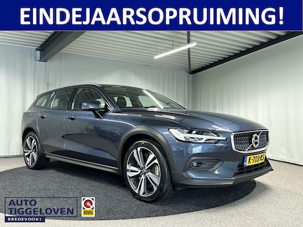 Volvo V60 Cross Country 0