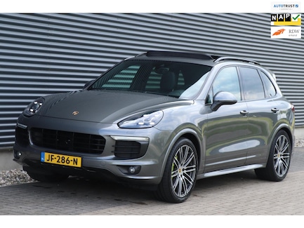 Porsche Cayenne 0