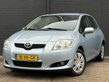 Toyota Auris 0