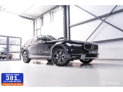 Volvo V90 Cross Country 0