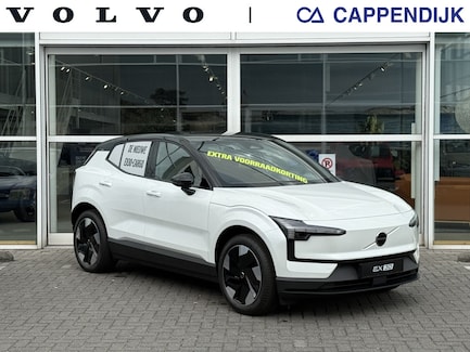 Volvo EX30 0