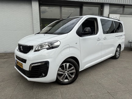 Peugeot e-Traveller 0