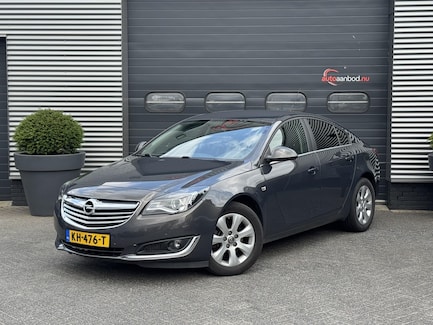 Opel Insignia 0