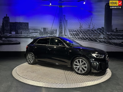 Audi A1 0