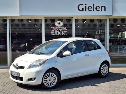 Toyota Yaris 0
