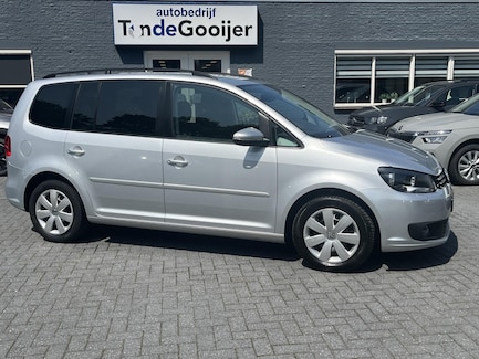 Volkswagen Touran 0