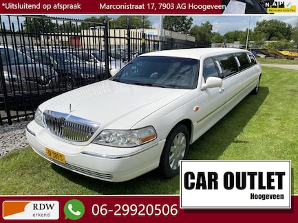 Lincoln Town Car 0
