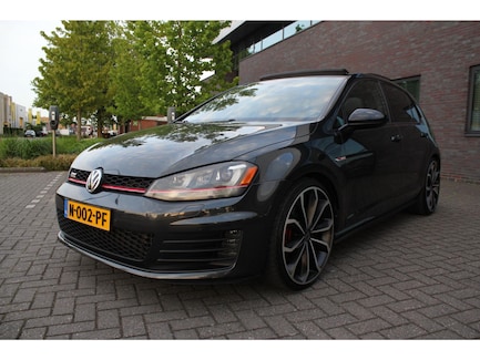 Volkswagen Golf 0