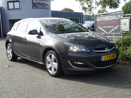 Opel Astra 0