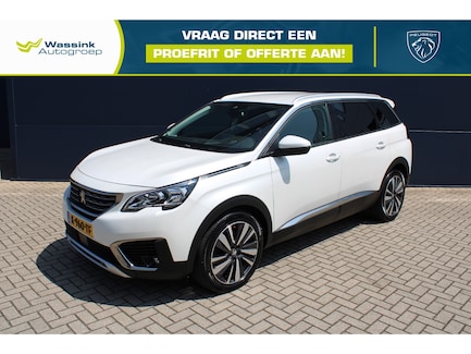 Peugeot 5008 0