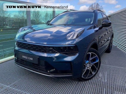 Lynk & Co 01 0
