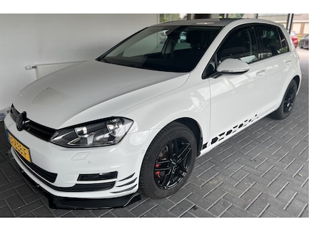 Volkswagen Golf 0