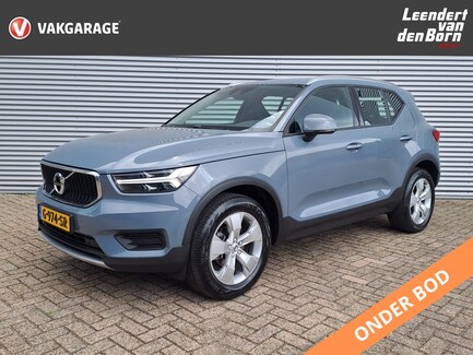 Volvo XC40 0