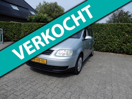 Volkswagen Touran 0