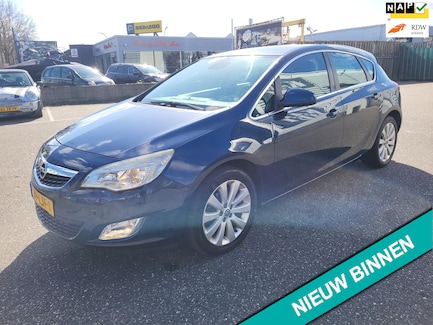 Opel Astra 0