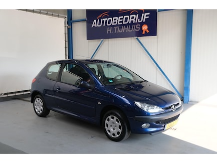 Peugeot 206 0