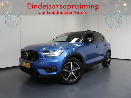 Volvo XC40 0