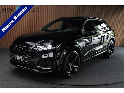 Audi RS Q8 0