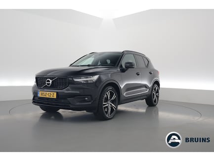 Volvo XC40 0