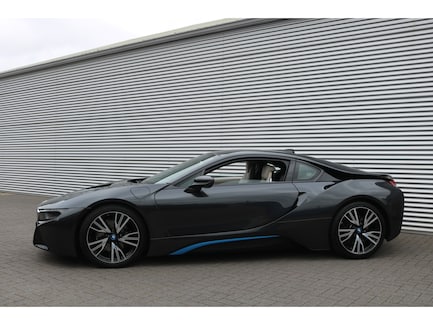 BMW i8 0