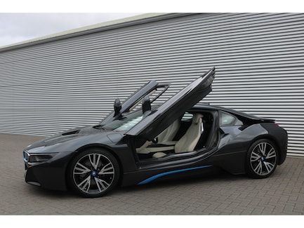 BMW i8 0