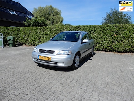 Opel Astra 0