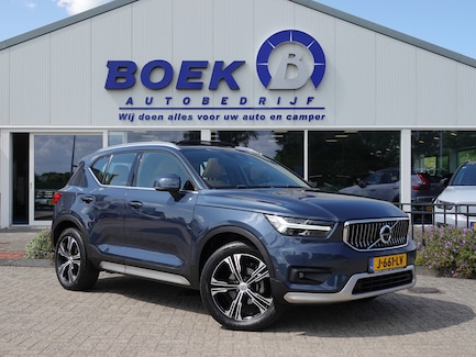 Volvo XC40 0