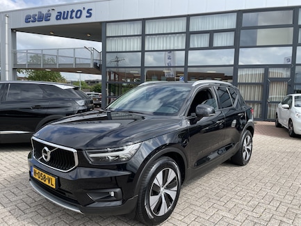Volvo XC40 0