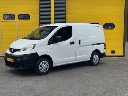 Nissan NV200 0