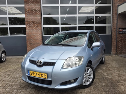 Toyota Auris 0