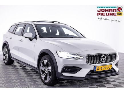 Volvo V60 Cross Country 0