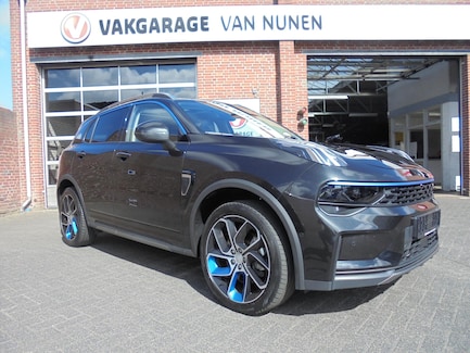 Lynk & Co 01 0